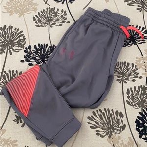 Under armour youth XL sweat pants joggers